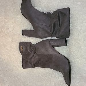 New Bebe Savita grey block heel boot shoes